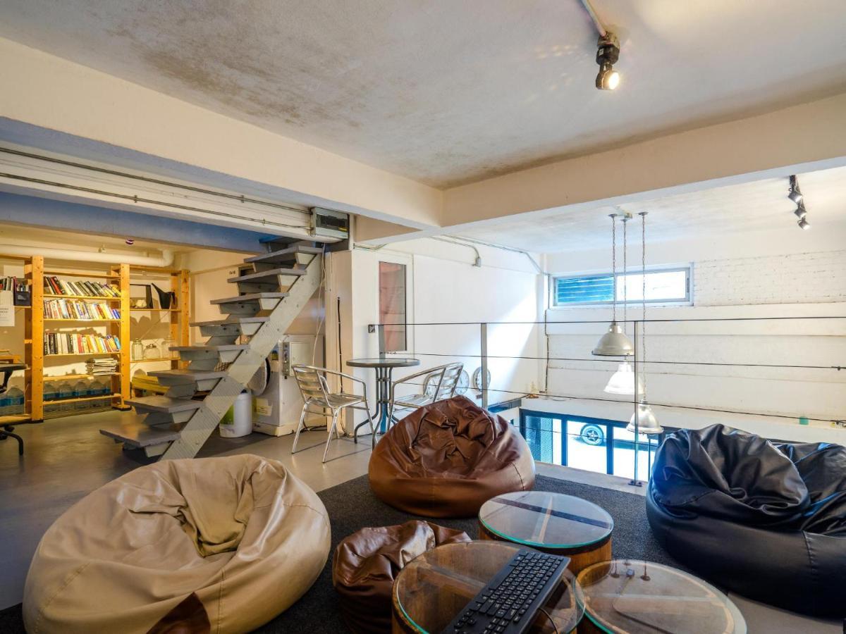 Hostel Nomad