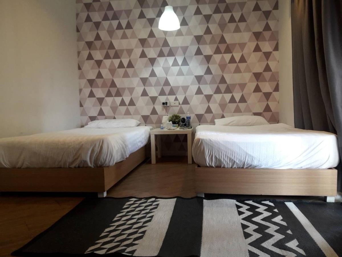 Siamhubbiz Bed & Breakfast 2*