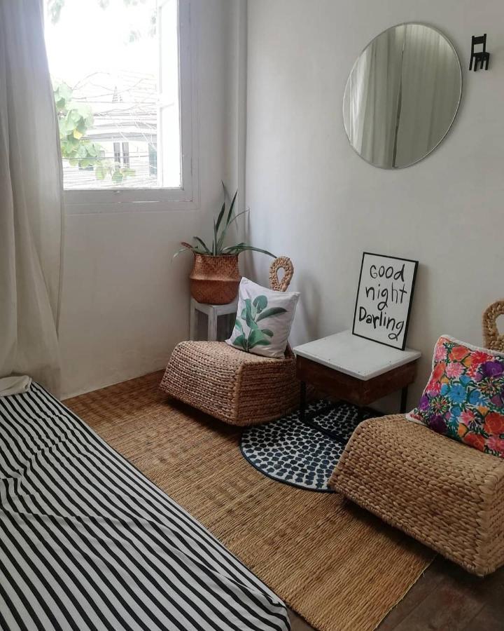 Sla House *
