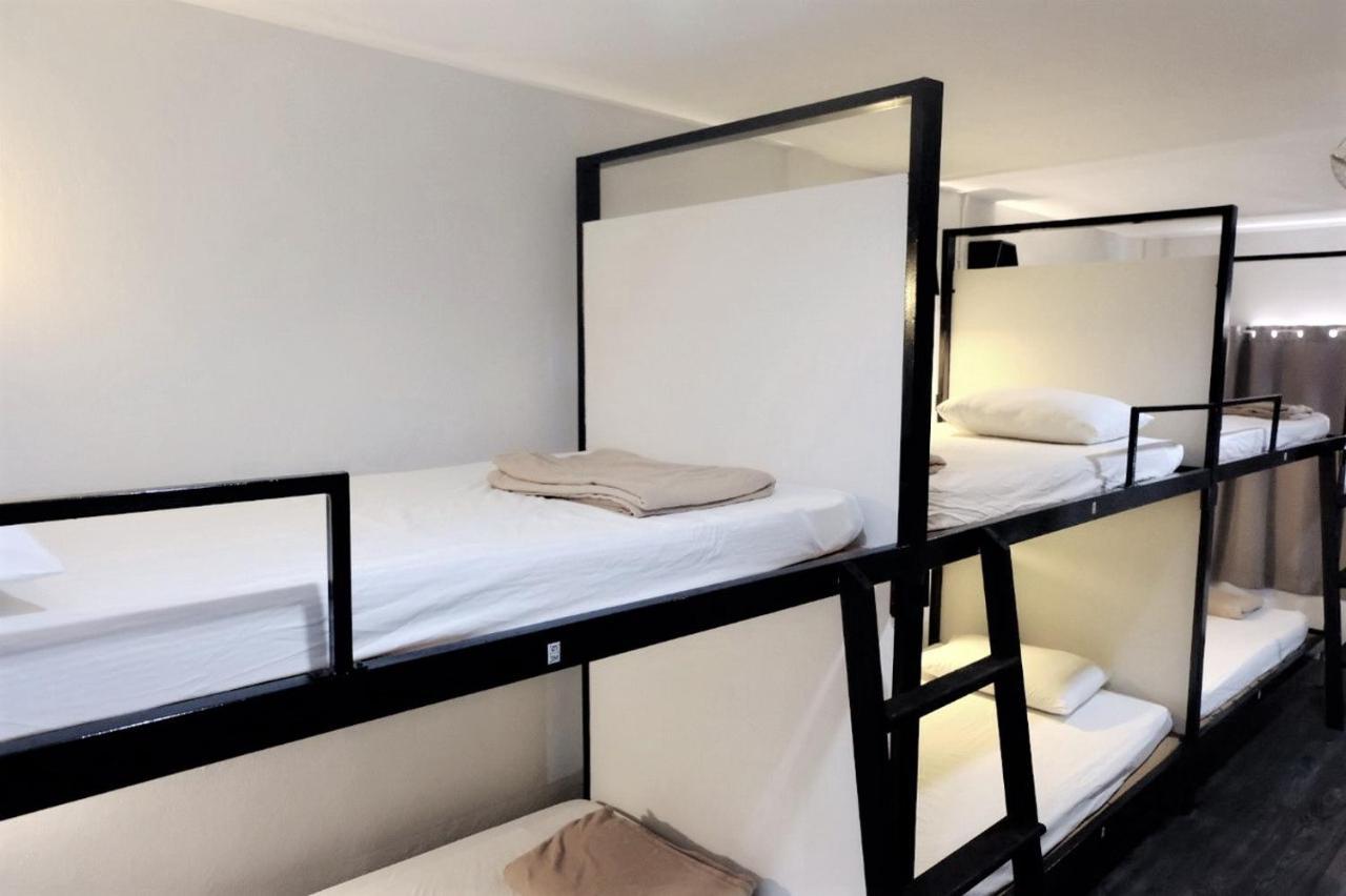 Hostel Nomad