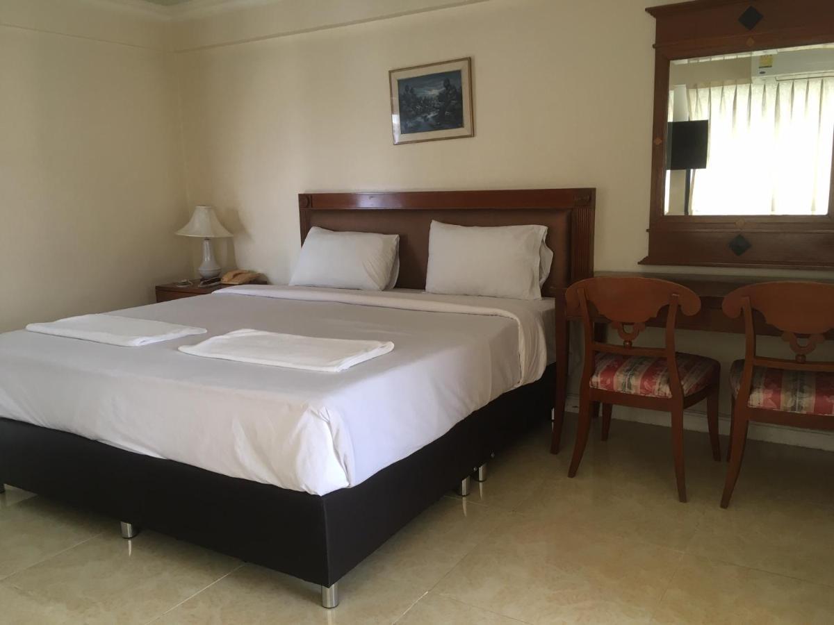 Hotel Jumbotel 3*