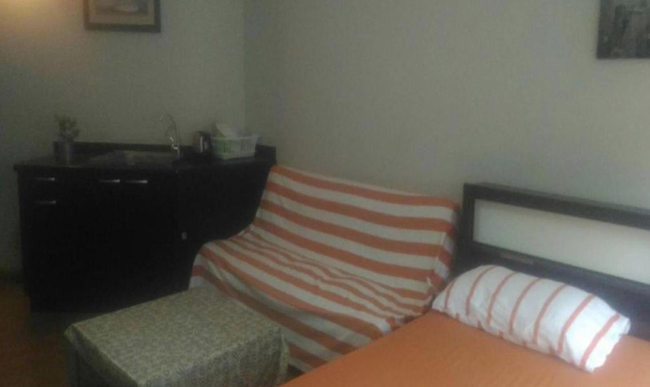 Chan Kim Don Mueang Guest House, Located In Pak Kret Guest house Bangkok