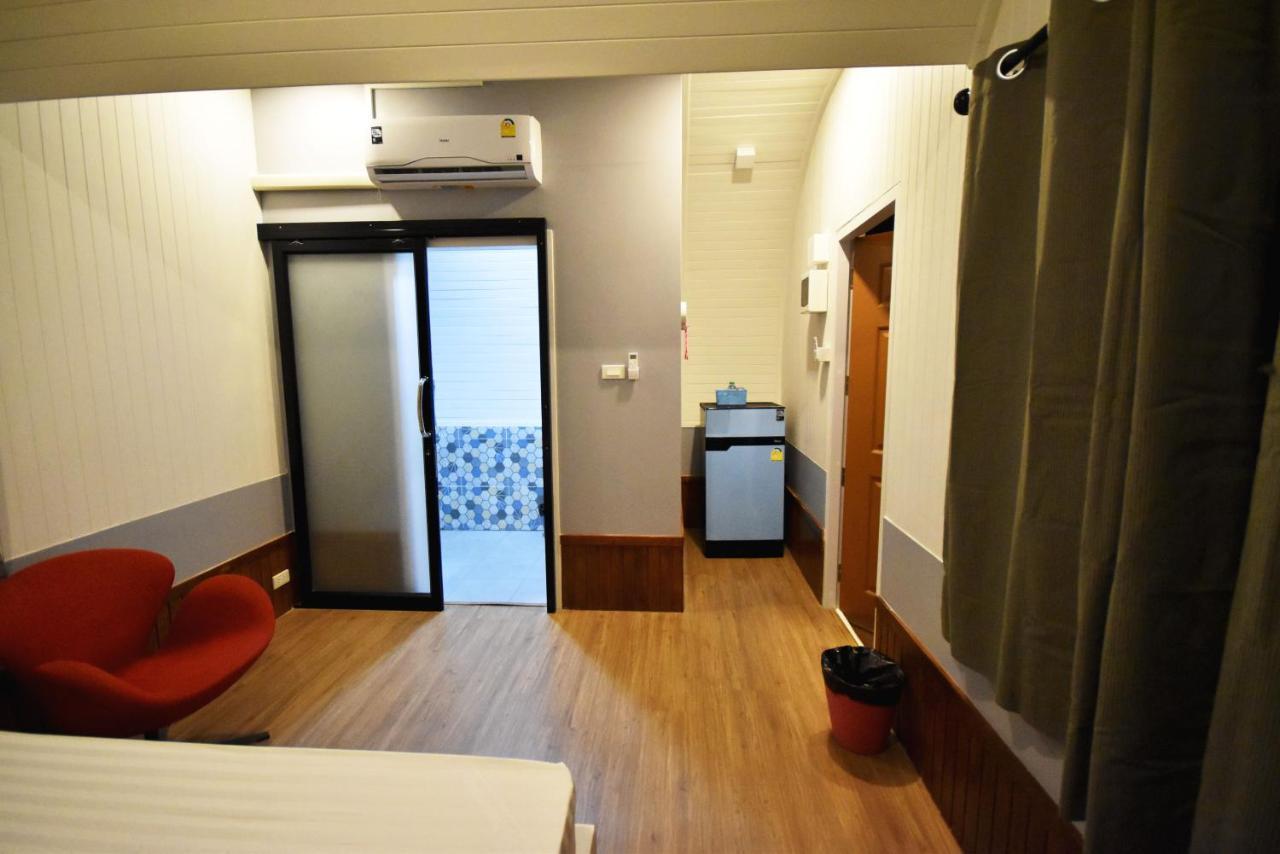 Tiny Hut Villa Bangkok