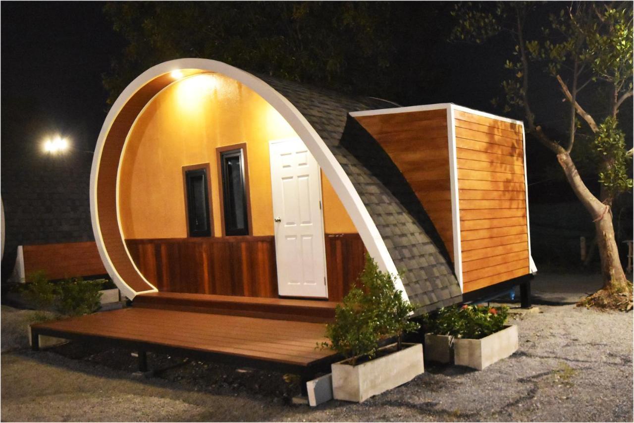Tiny Hut Villa Bangkok
