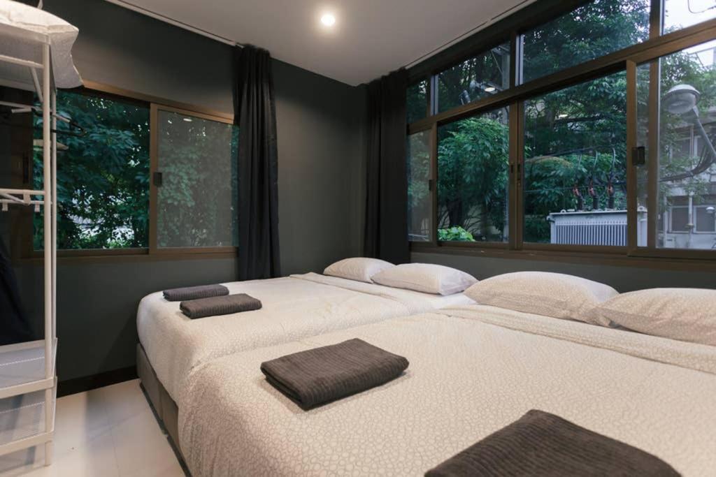Apartment S2 Silom Large 4-6 Guests Full Kitchen Wifi