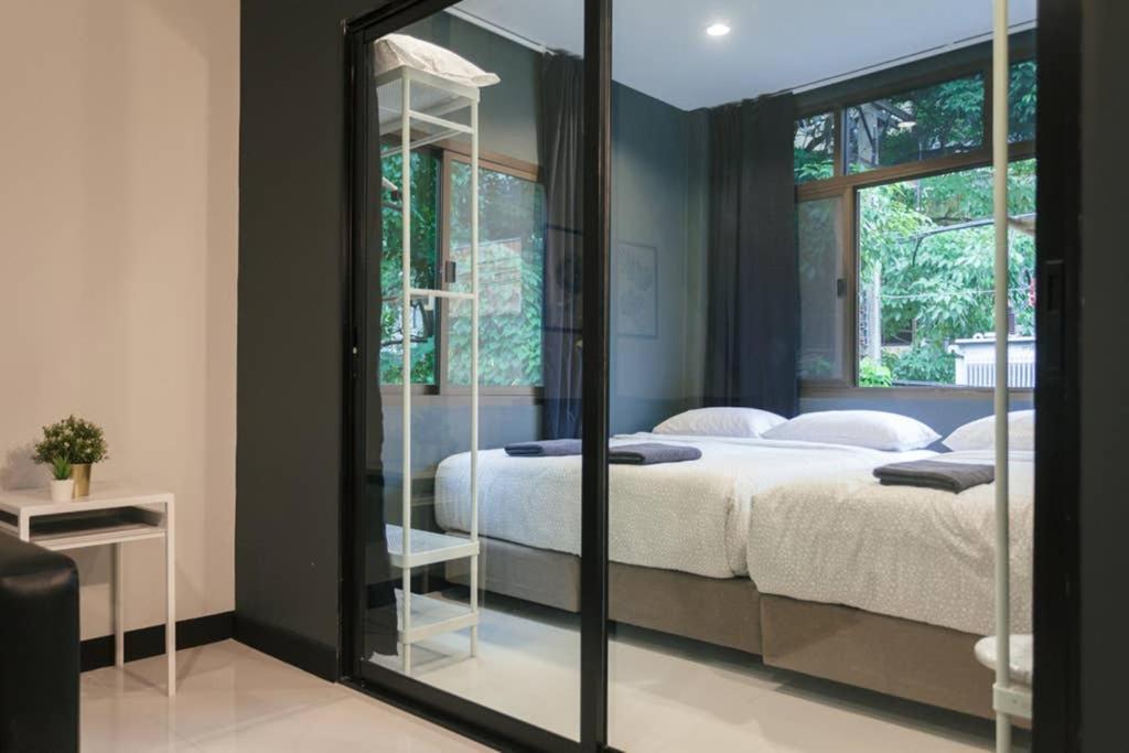 Apartment S2 Silom Large 4-6 Guests Full Kitchen Wifi Bangkok