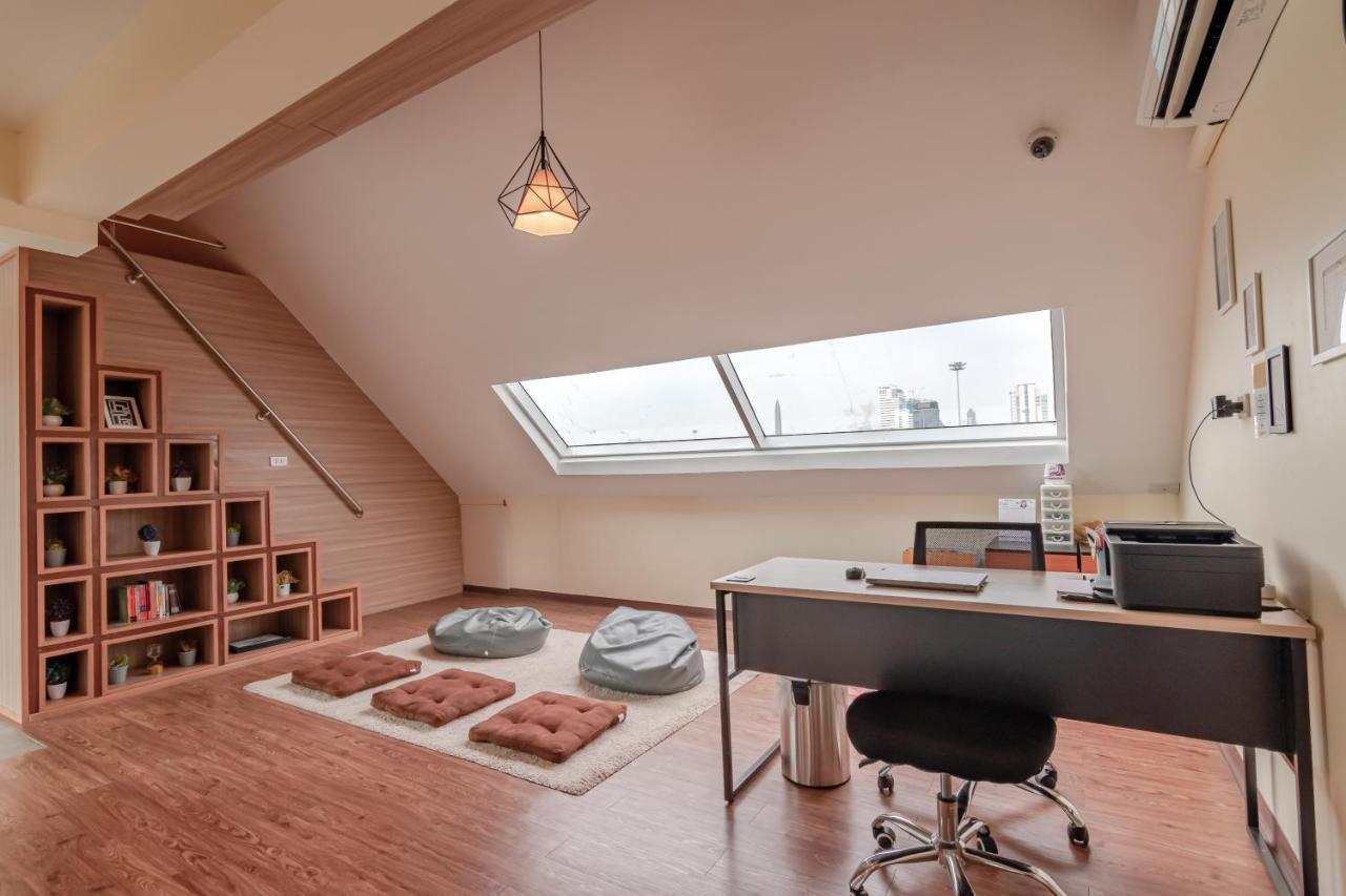 The Victory View (adults Only) Capsule hotel