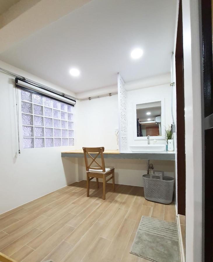 Station8 Hostel Bangkok