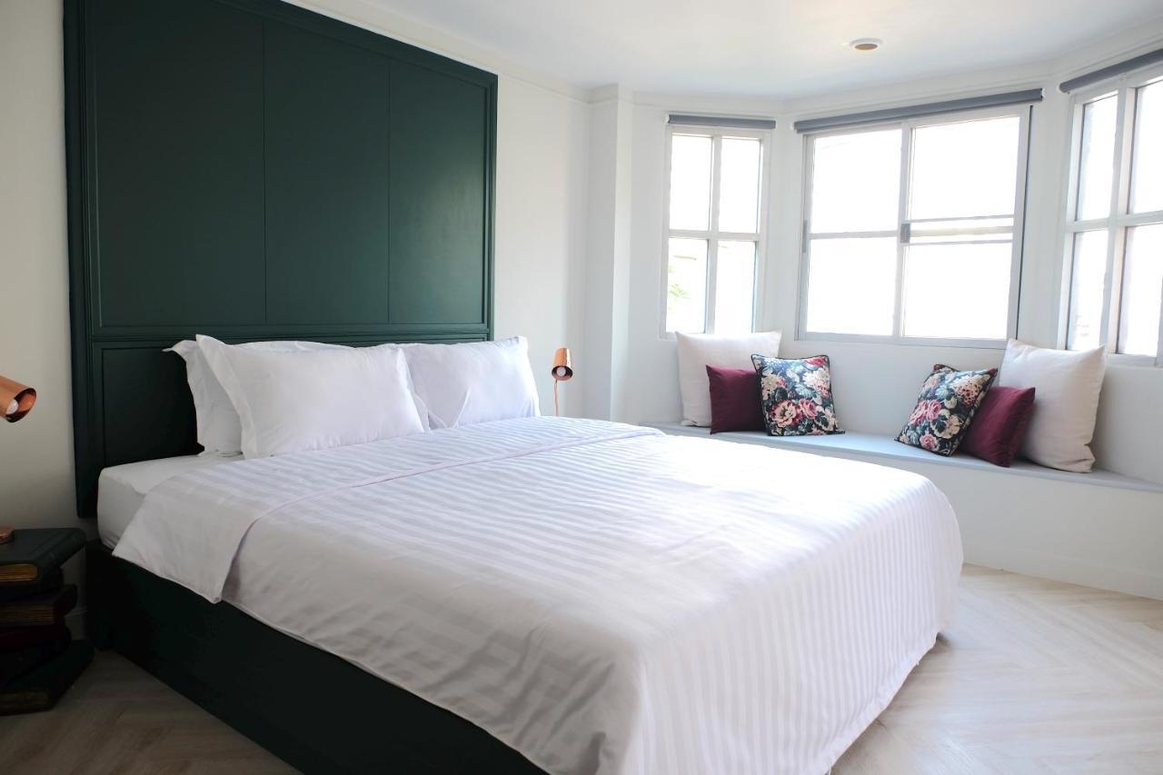 Baan Khun Pra Duplex Rm3 Bangkok Apartment *