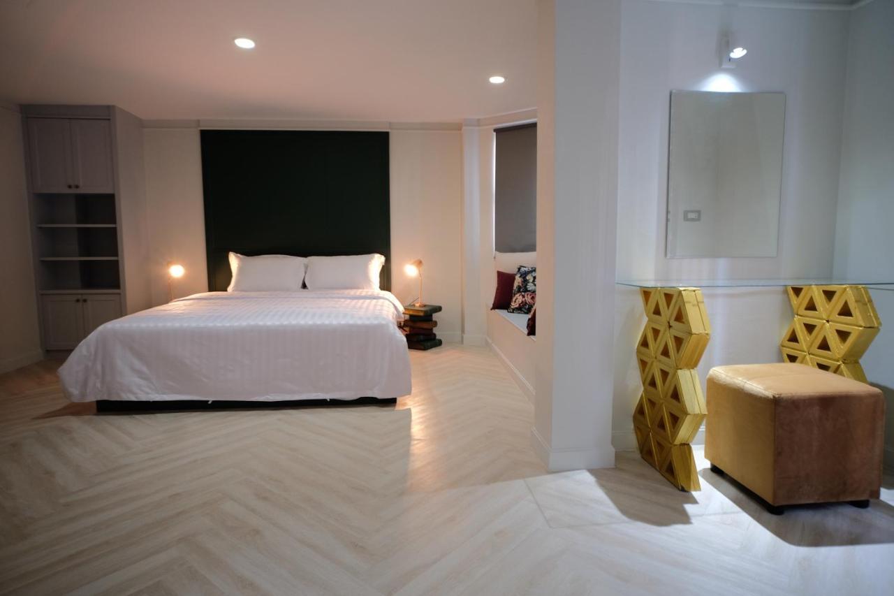 Apartment Baan Khun Pra Duplex Rm3 Bangkok