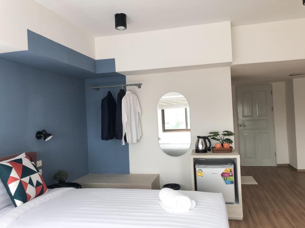 Hotel Saffron Hill Minburi Bangkok