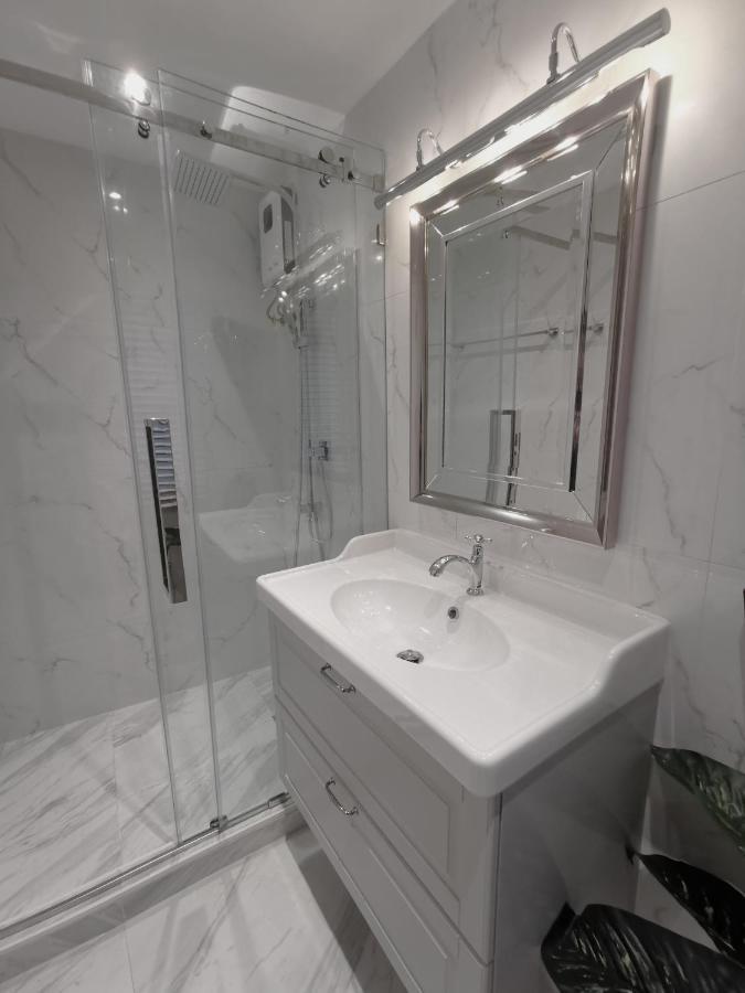 Double Bed Hotel 3*