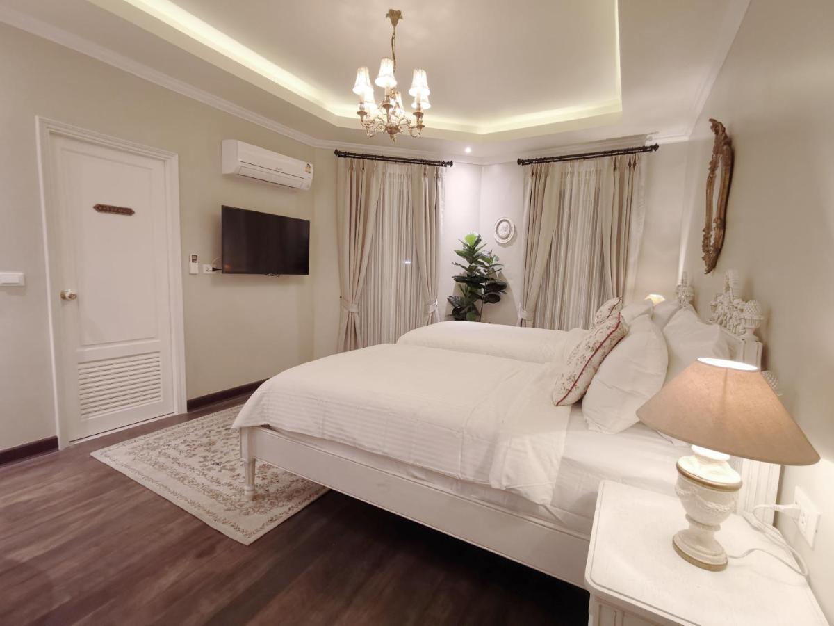 Double Bed