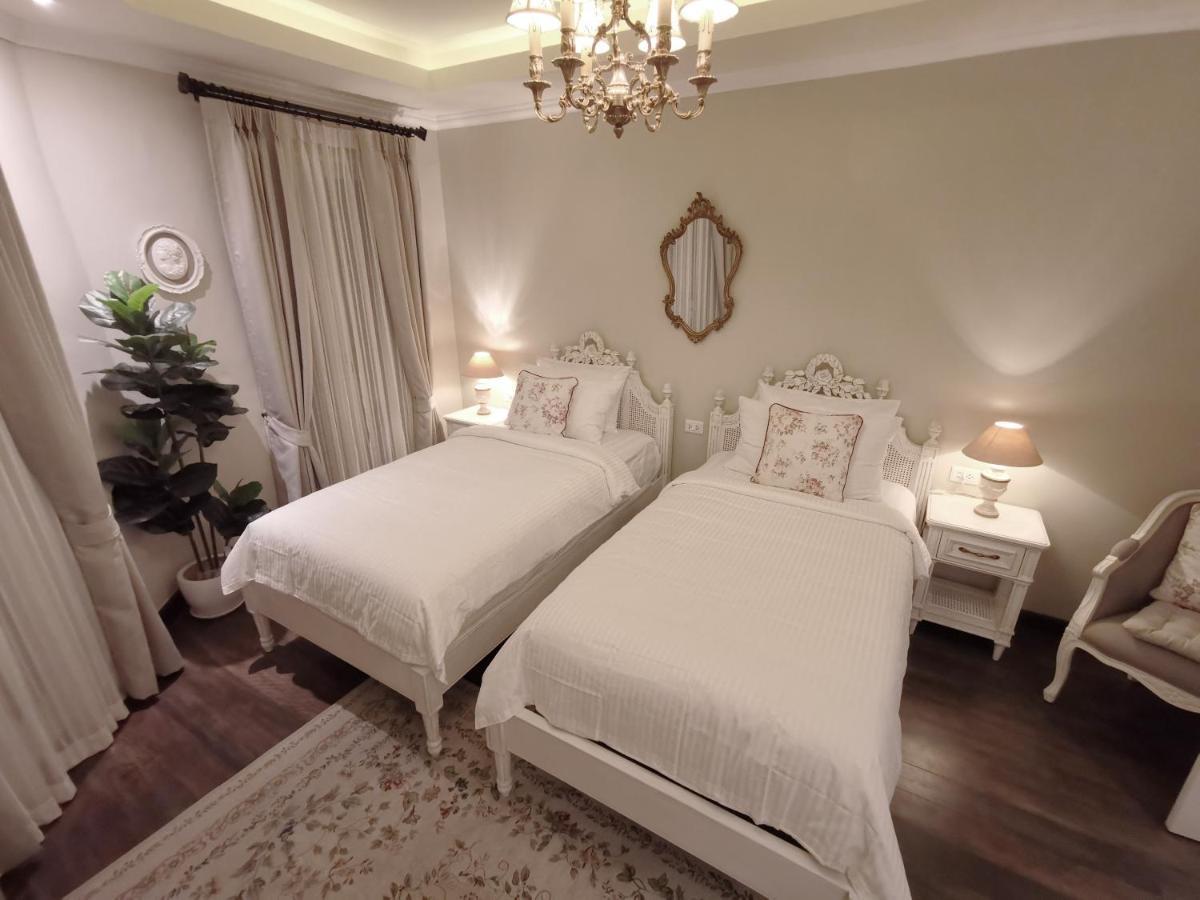 Double Bed Bangkok