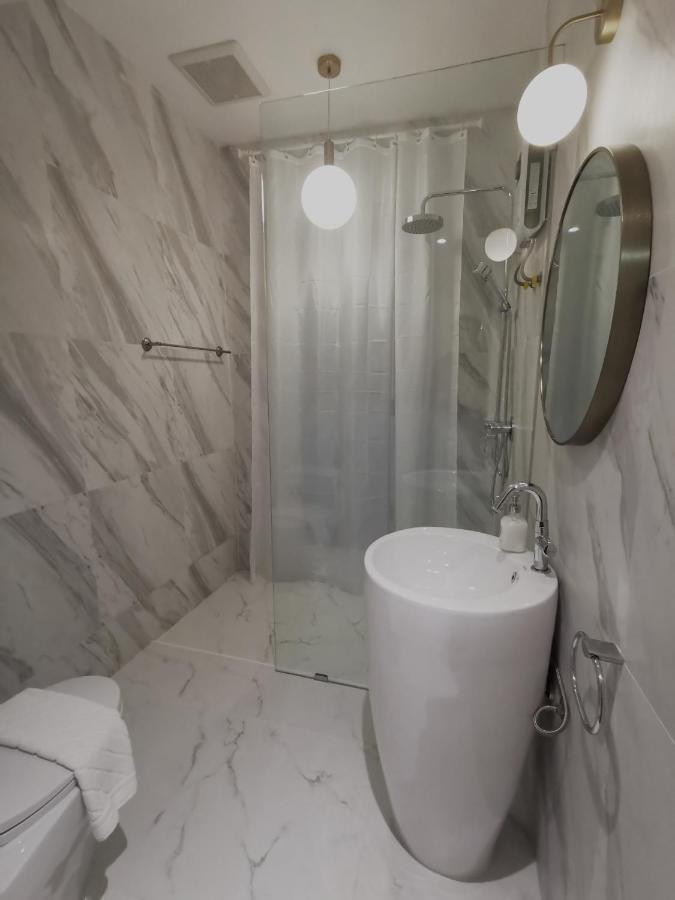 Double Bed Hotel Bangkok