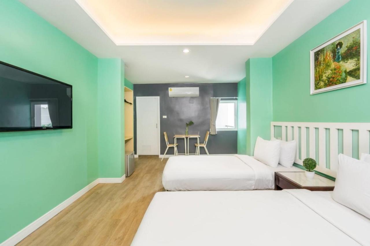 Ratchada Point Hotel 3*