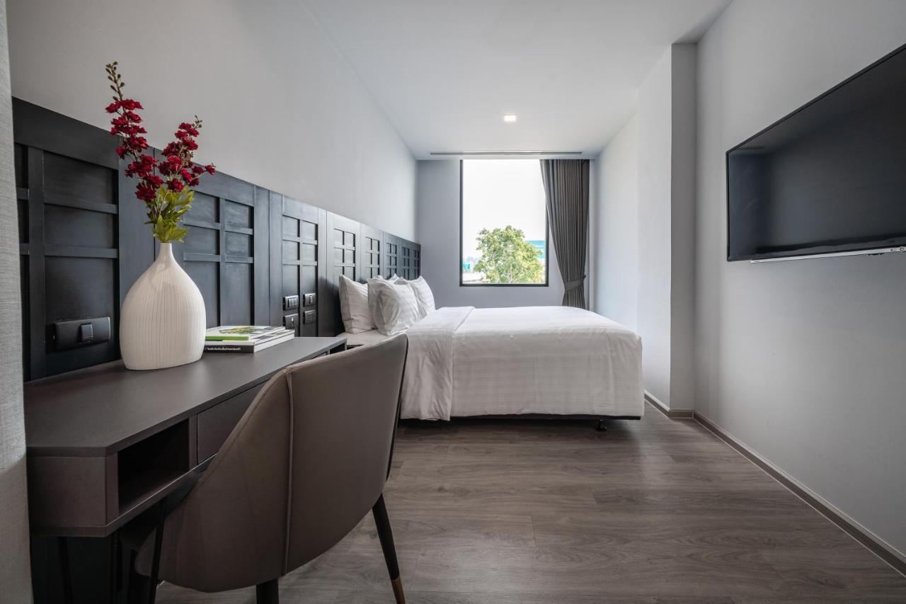 Hotel Vix At Victory Monument Bangkok