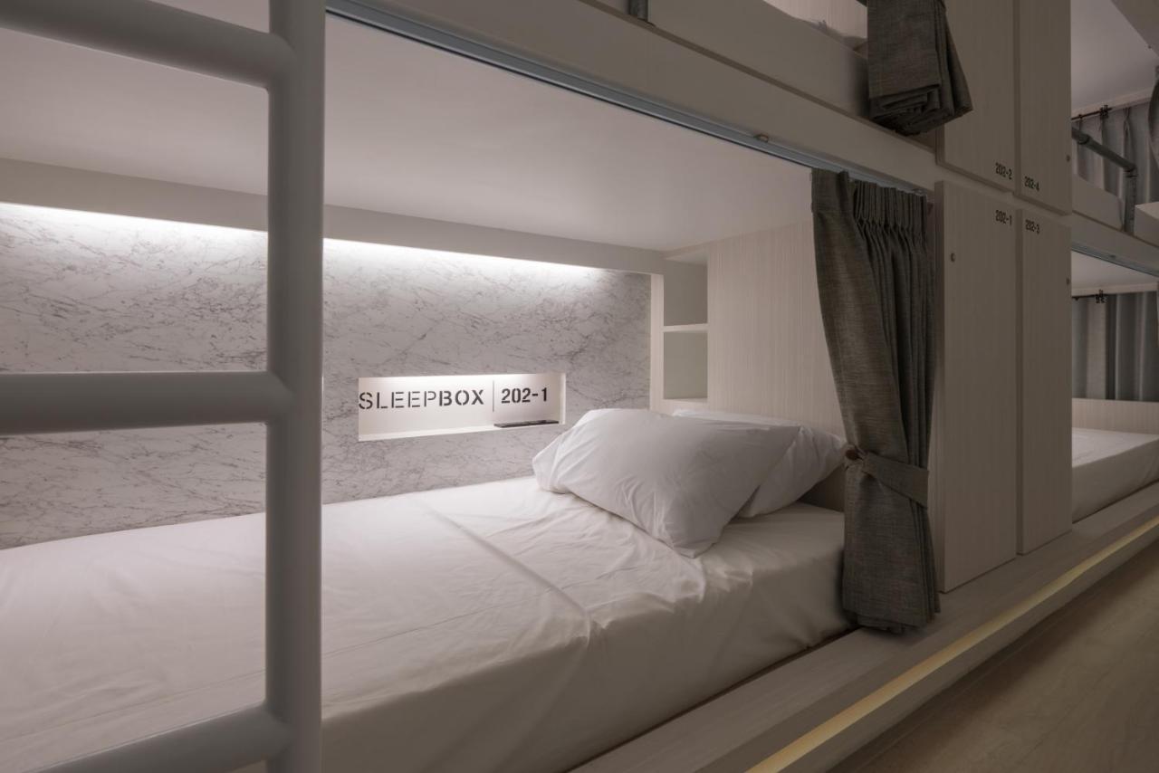 Hostel Sleep Box Sukhumvit 22 *