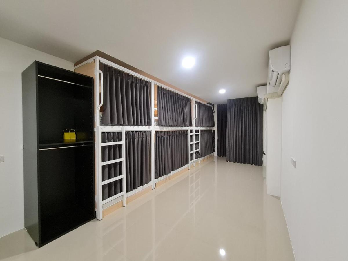 The Living Block Hostel Bangkok