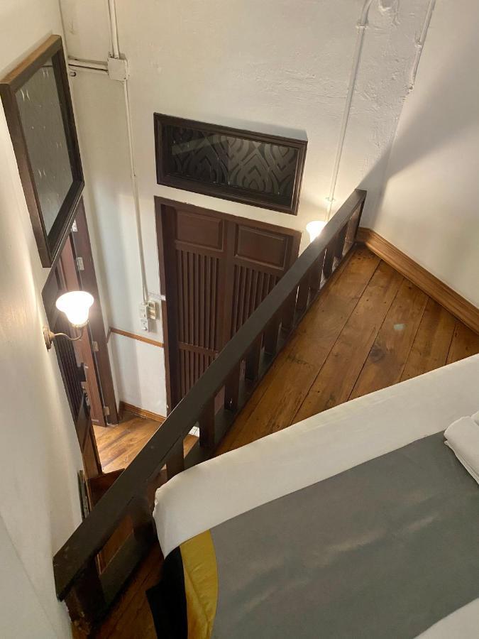 103 - Bed And Brews 3*