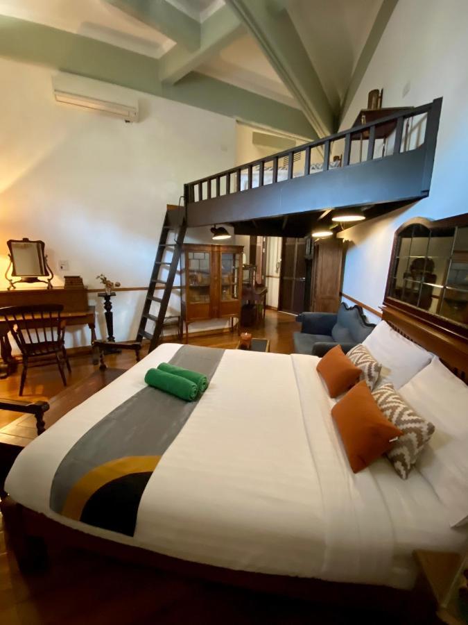Hotel 103 - Bed And Brews 3*