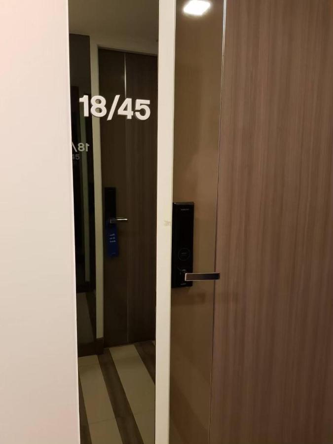 One Bedroom At Dazzle Sukhumvit 7 Bangkok
