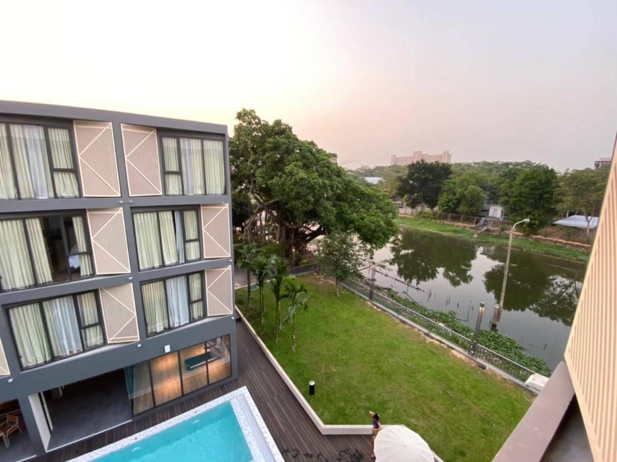 Hotel Rnp Pool