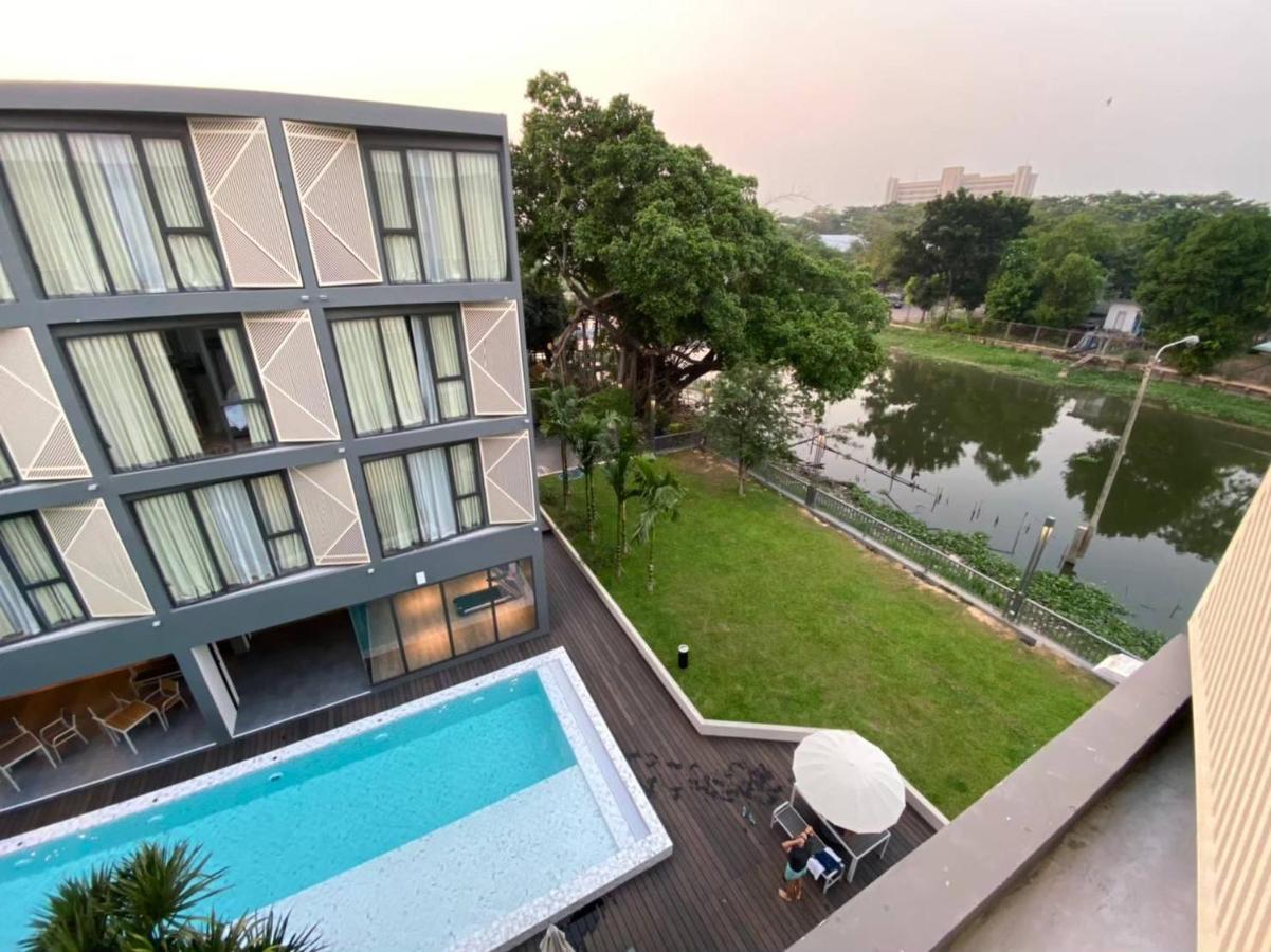 Rnp Pool Bangkok