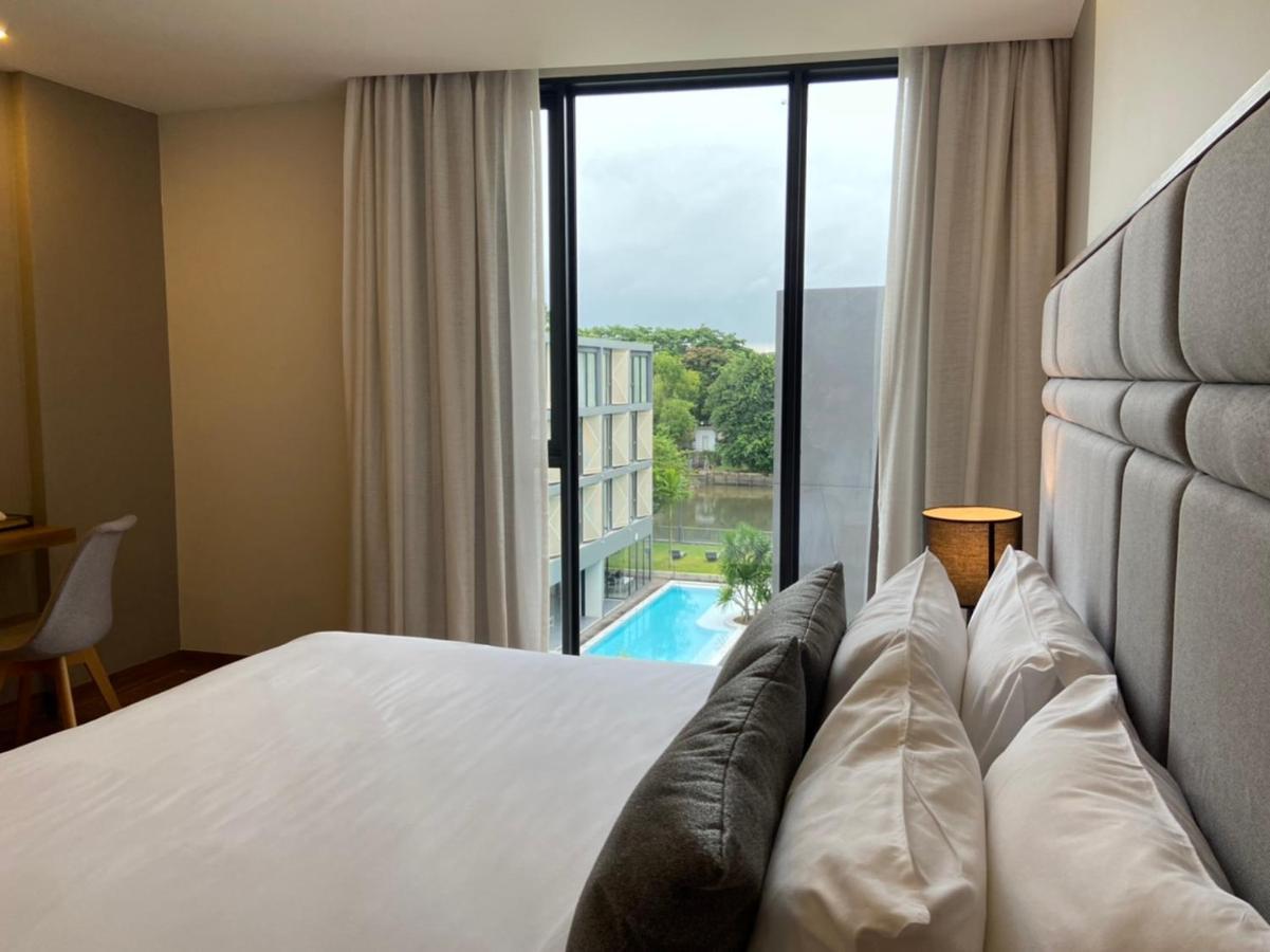 Rnp Pool Hotel 4*