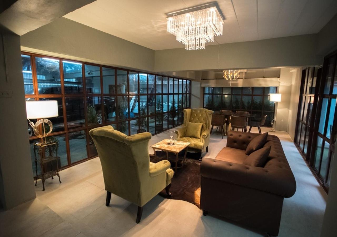 Roomquest Ratchada Bangkok