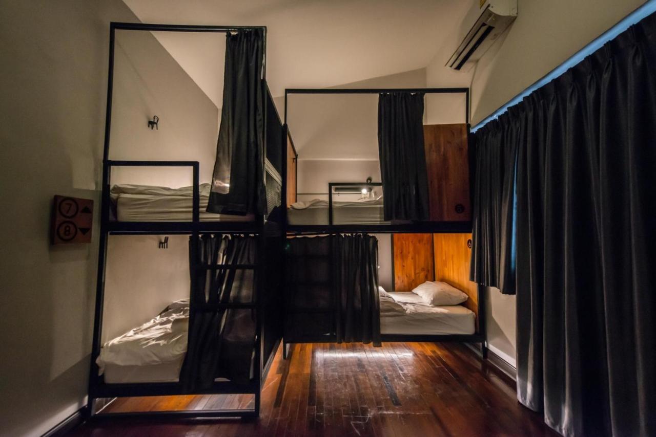 Hostel 4share (adults Only)