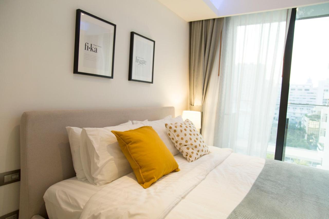 Apartment Sukhumvit 11#luxury#pool#gym#bts Nana&mrt Sukhumvit#1br#max4ppl *