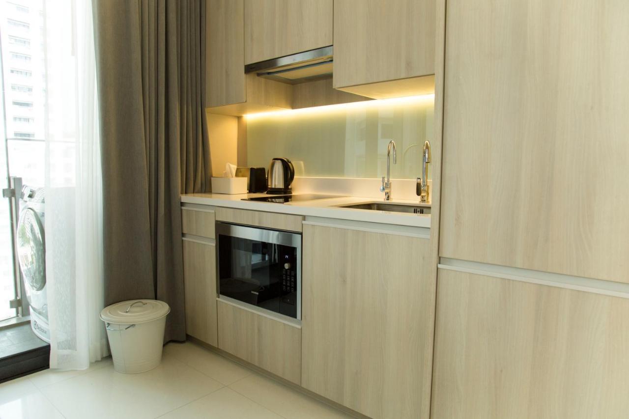 Sukhumvit 11#luxury#pool#gym#bts Nana&mrt Sukhumvit#1br#max4ppl Apartment