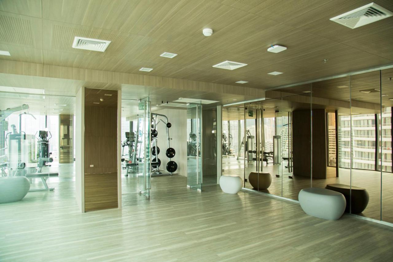 Sukhumvit 11#luxury#pool#gym#bts Nana&mrt Sukhumvit#1br#max4ppl * Bangkok