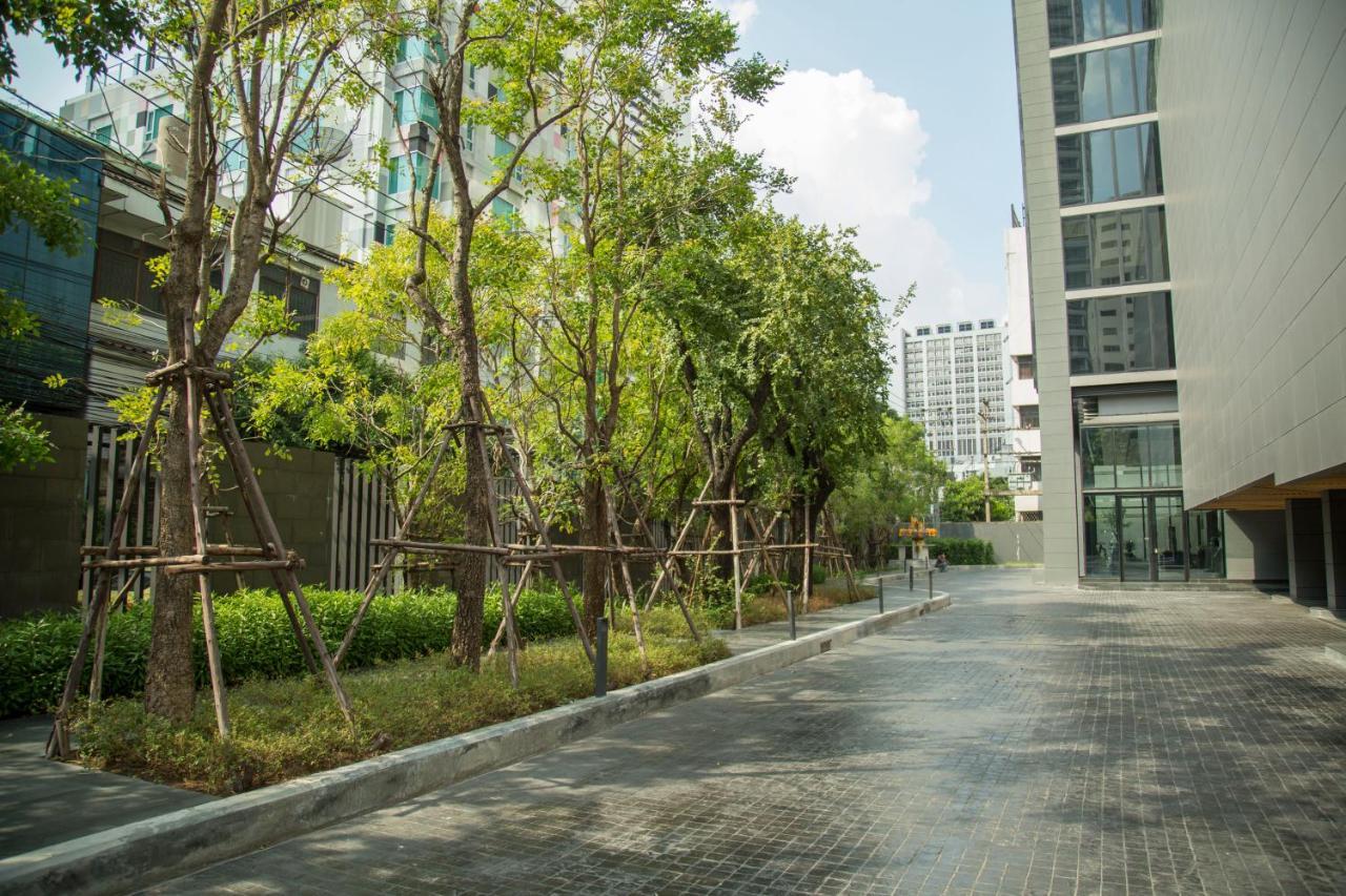 Sukhumvit 11#luxury#pool#gym#bts Nana&mrt Sukhumvit#1br#max4ppl Apartment