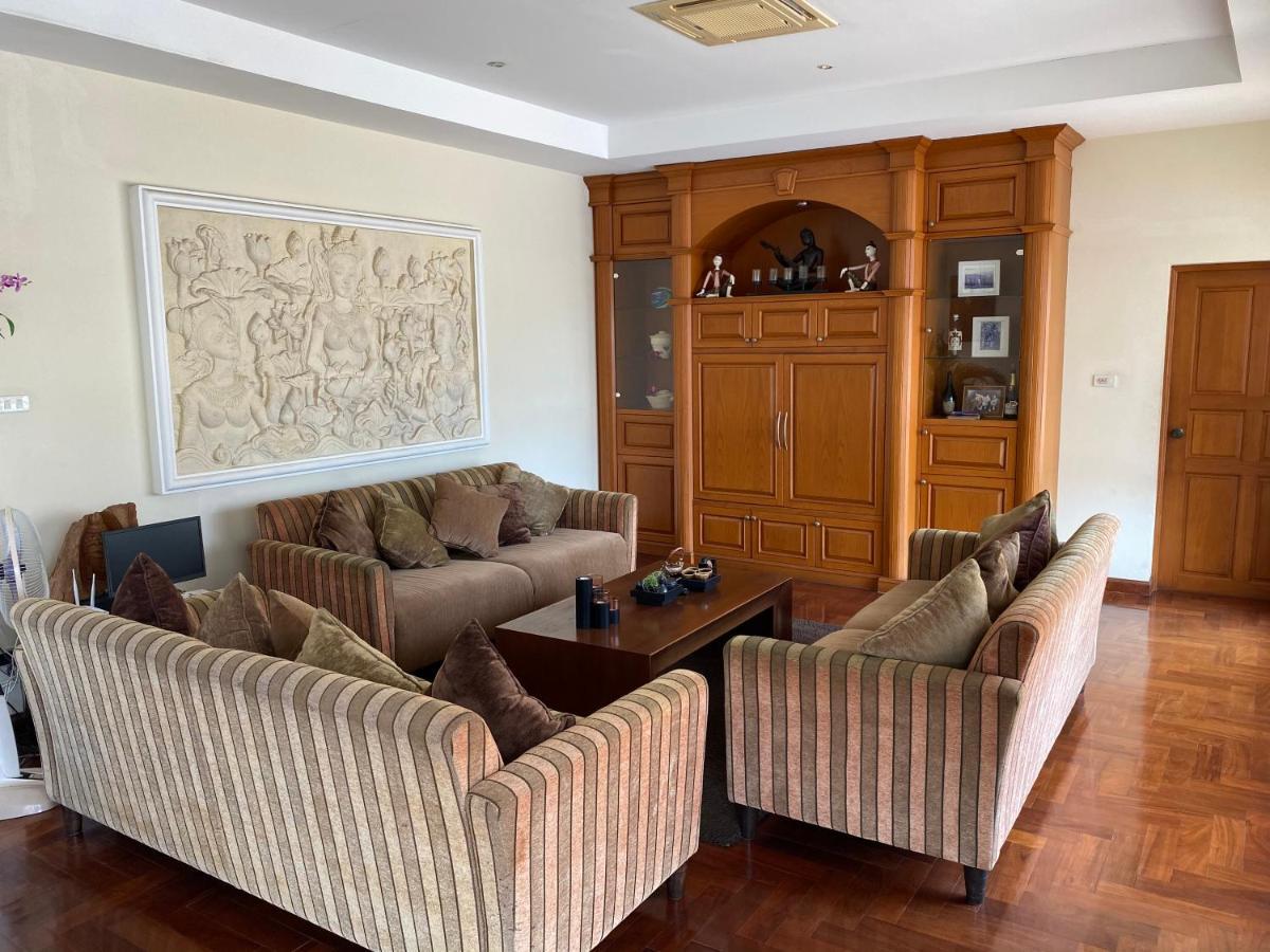 Villa Rachawadee *