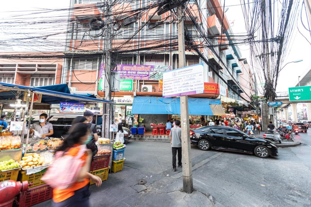 Hostel Baan Kun Mhor บ้านคุณหมอโฮสเทล Bangkok