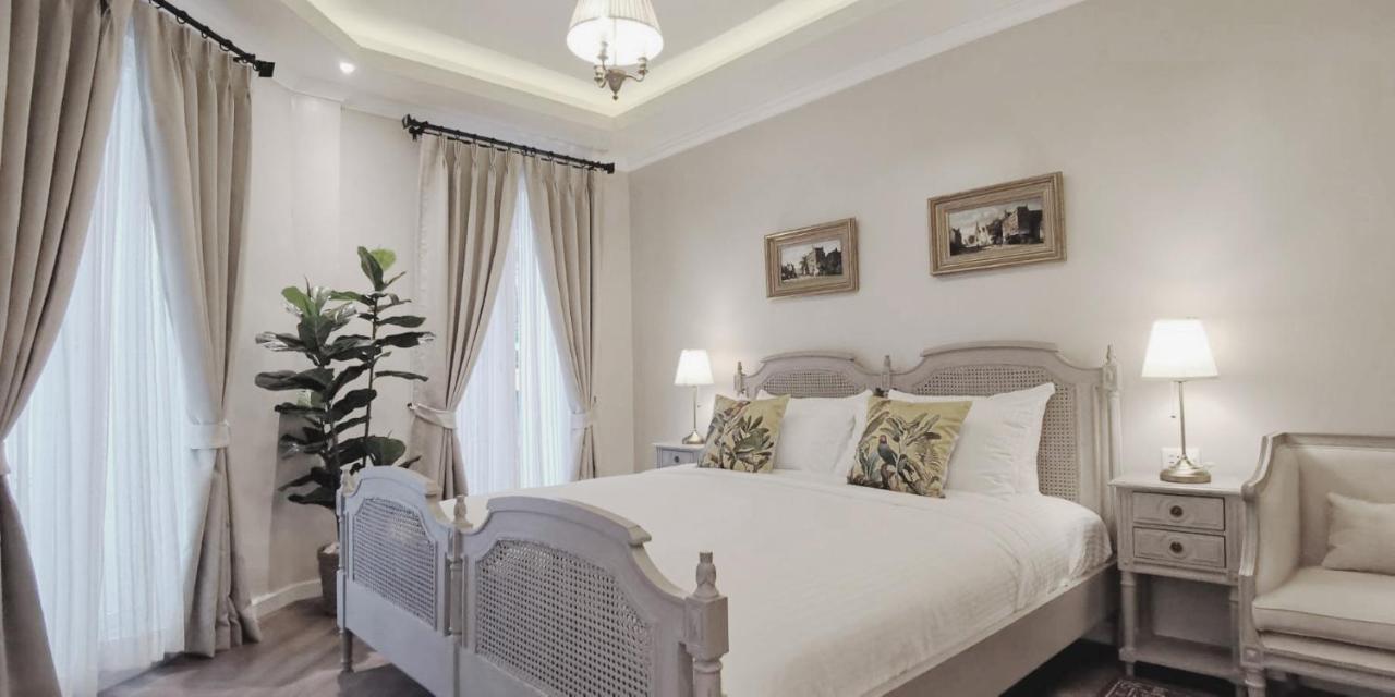 Double Bed Hotel Bangkok