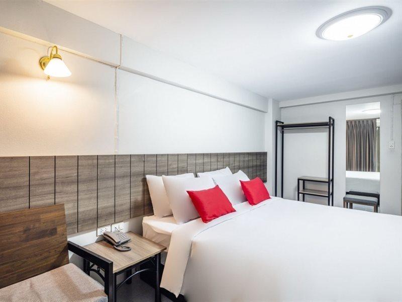 Livotel Express Ramkhamhaeng 50 Hotel 3*