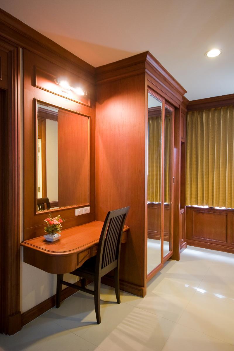 Convenient Park Hotel 4*