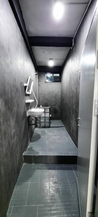 V Apartment Sathorn วี อพาตเม้นท์สาทร ห้องพักใจกลางเมือง ท่ามกลางแหล่งขายอาหารมากมาย เดินทางสะดวก น้ำไฟ ไวไฟฟรี *