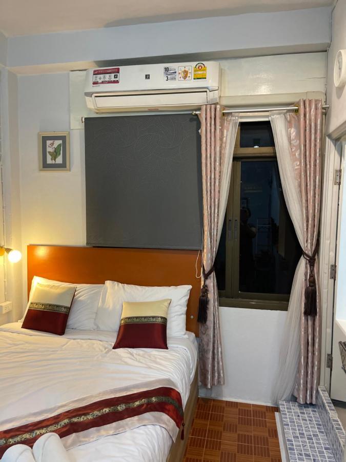Hotel Acozyposhtel Bangkok