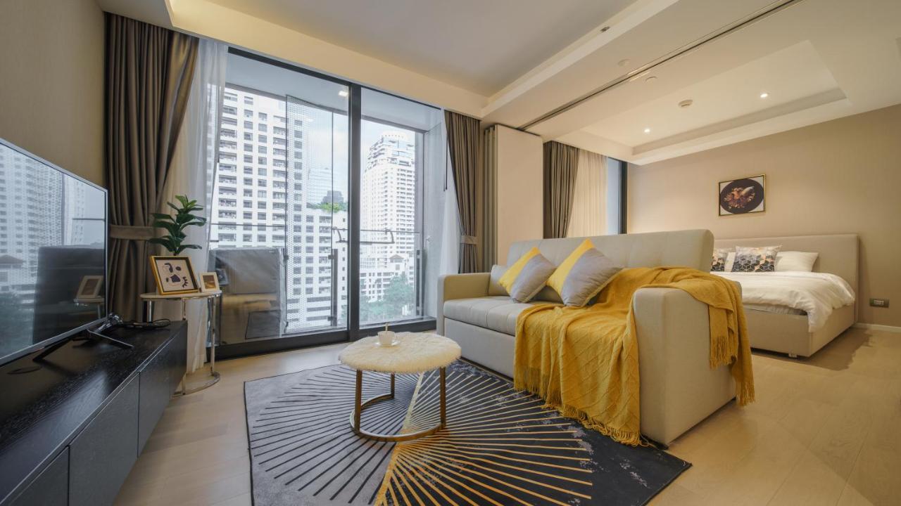 Apartment Sukhumvit 11#luxury#pool#gym#bts Nana&mrt Sukhumvit#1br#max4ppl