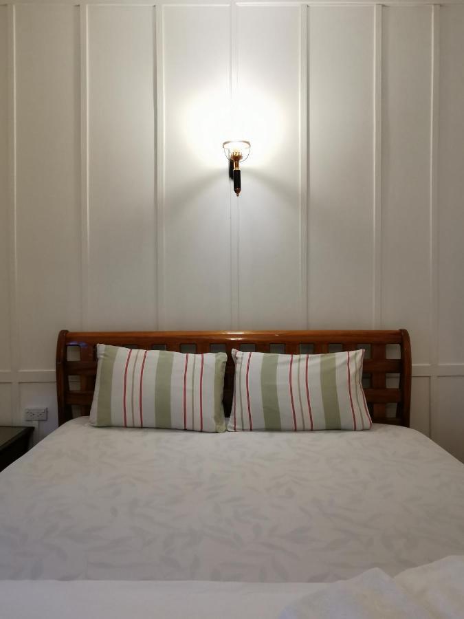 Tavee Guest house
