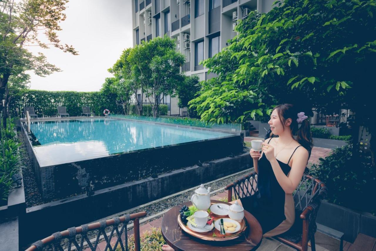 Surestay By Western Ramintra Bangkok
