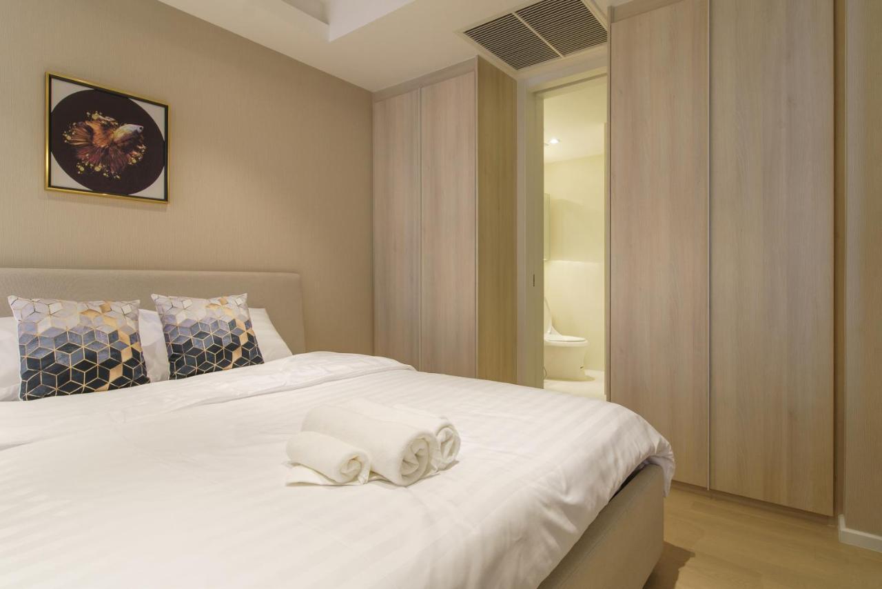 Sukhumvit 11#luxury#pool#gym#bts Nana&mrt Sukhumvit#1br#max4ppl Apartment Bangkok