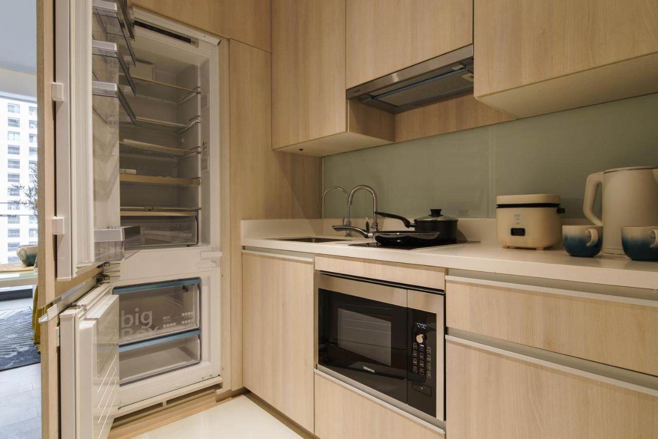 Apartment Sukhumvit 11#luxury#pool#gym#bts Nana&mrt Sukhumvit#1br#max4ppl *