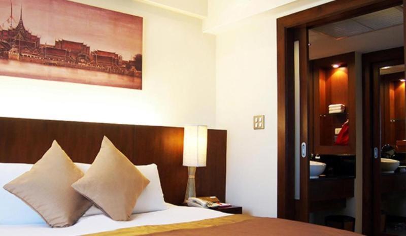 Ramada Plaza By Wyndham Menam Riverside 5* Bangkok