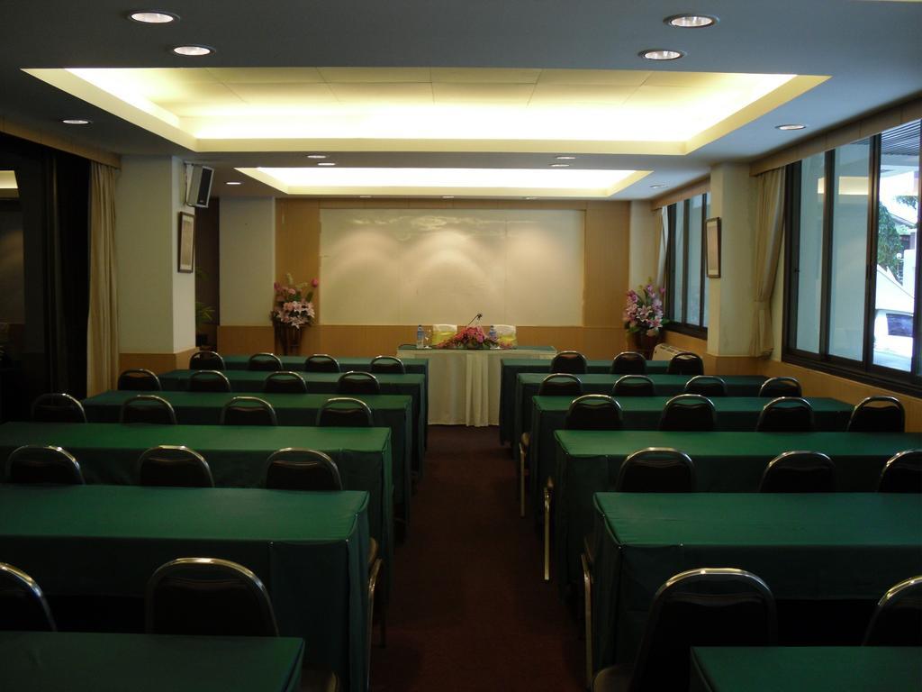 Gasthof P Park Charansanitwong 2*