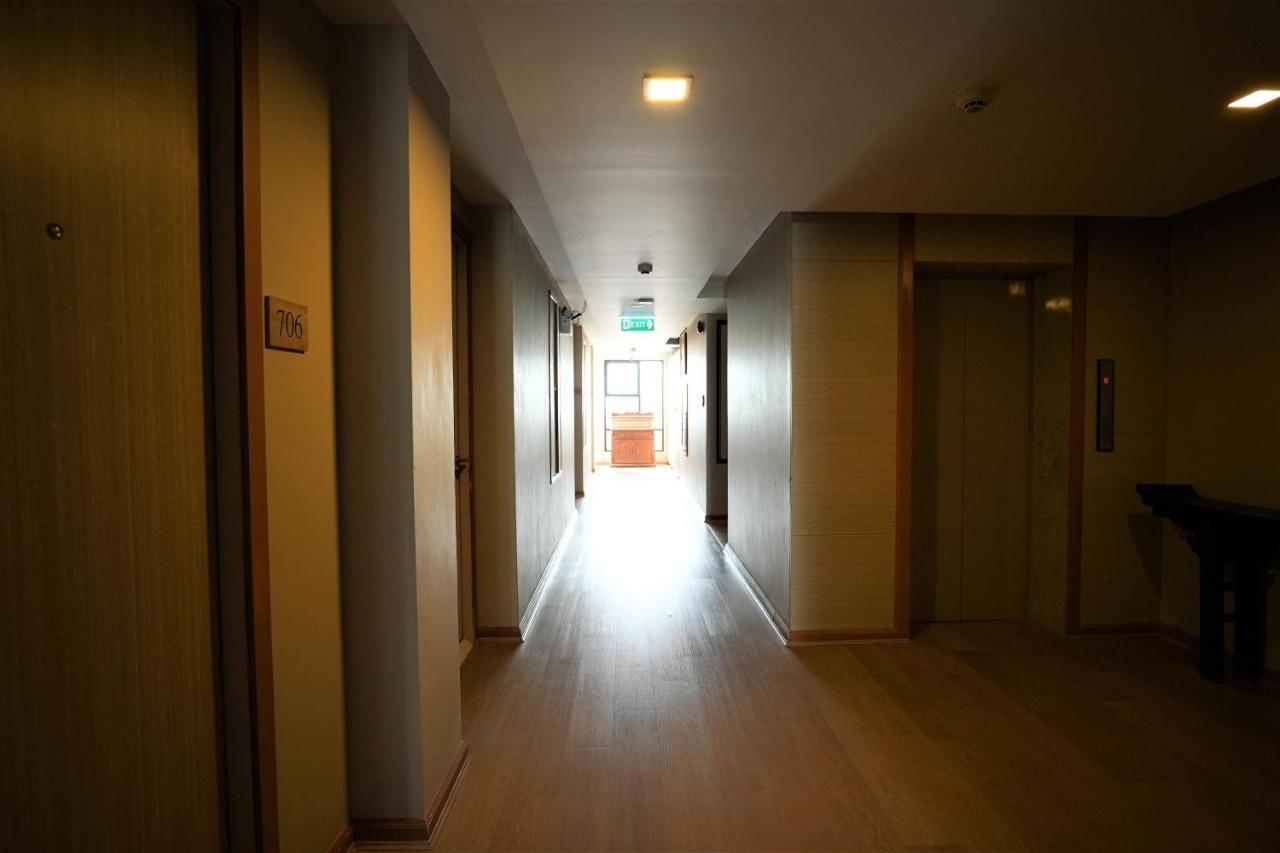 Hotel Baan Tanwa - Mrt Ratchadapisek 3*